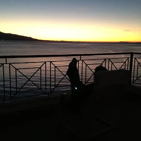 Sunset In Lejlighed